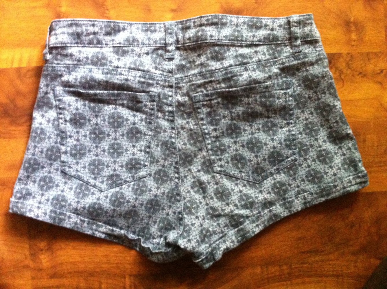 Hellblaue Shorts/ Hotpants