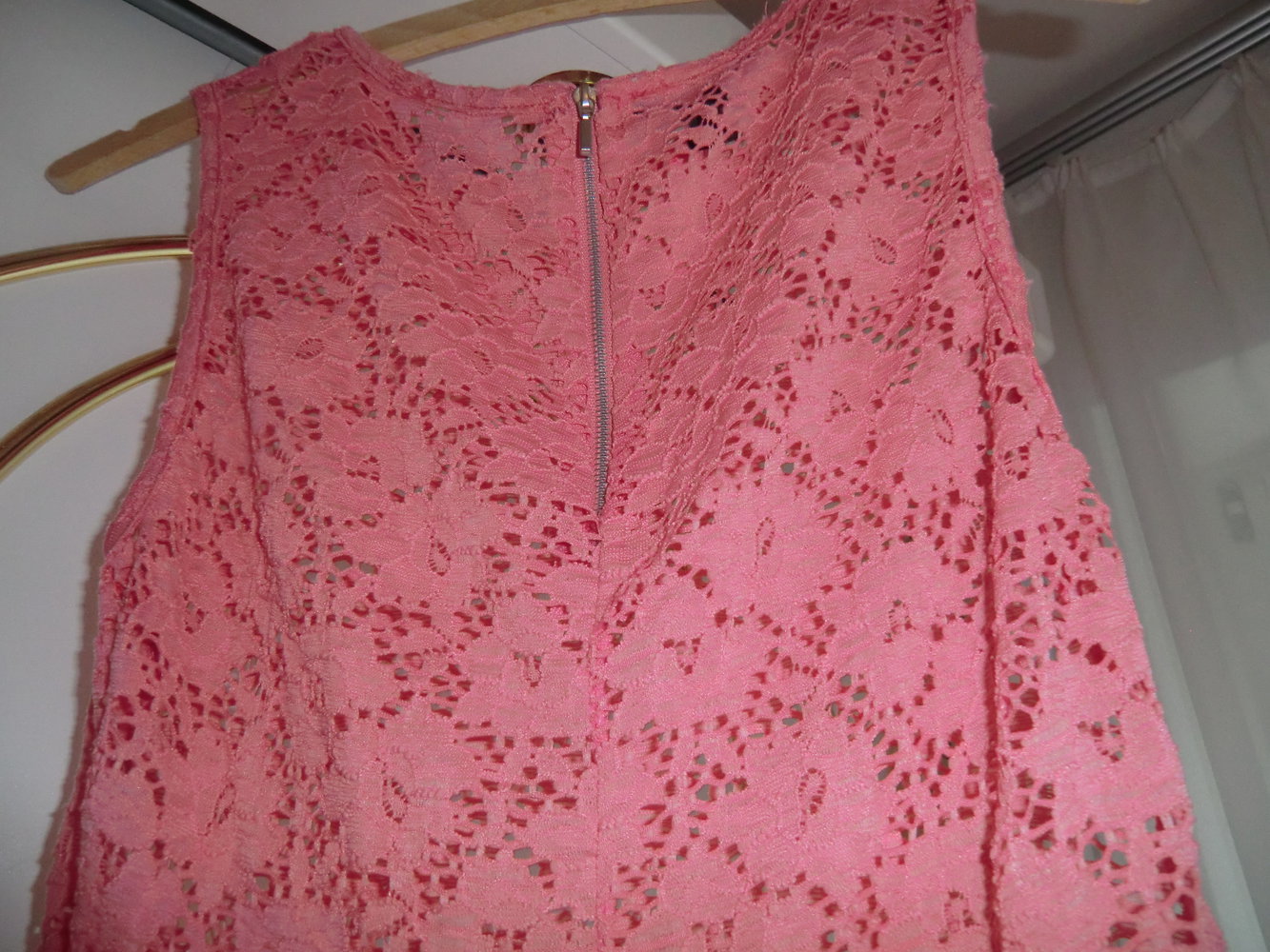 Top in Rosa mit Lochmuster Gr. S
