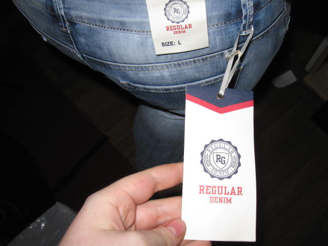 *** Neue Löcher Stretch Jeans ***