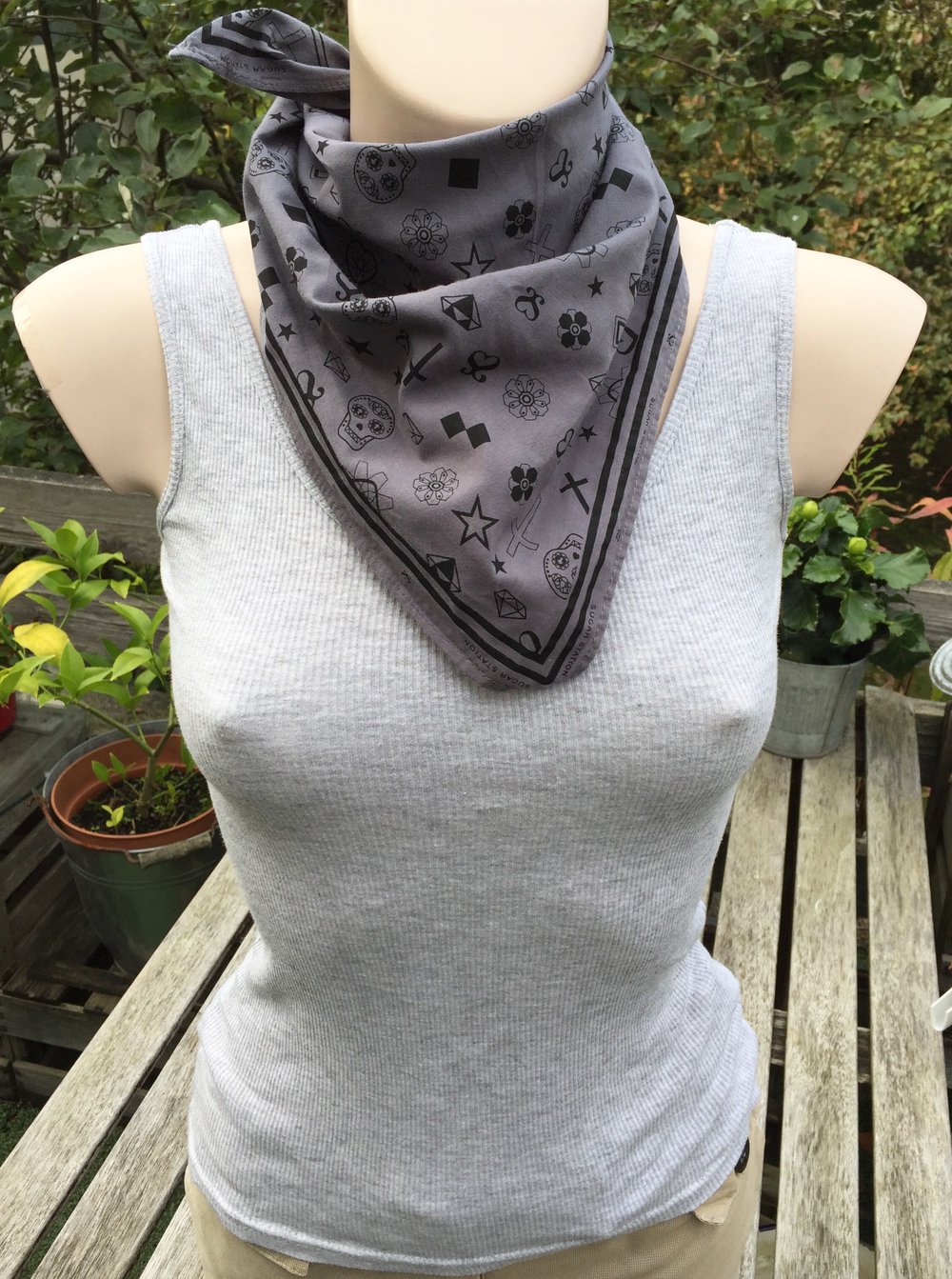 SUGAR STATION Tuch NICKYTUCH Bandana Haarband grau