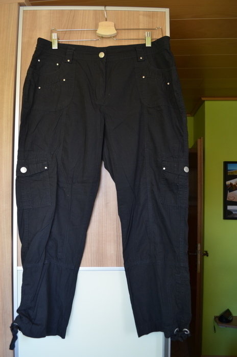 Schwarze Stoffhose
