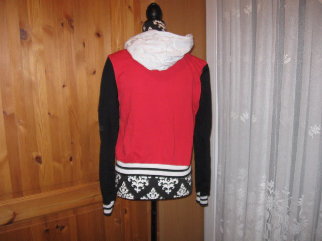 *** Kurz Jacke mit Kapuze ***