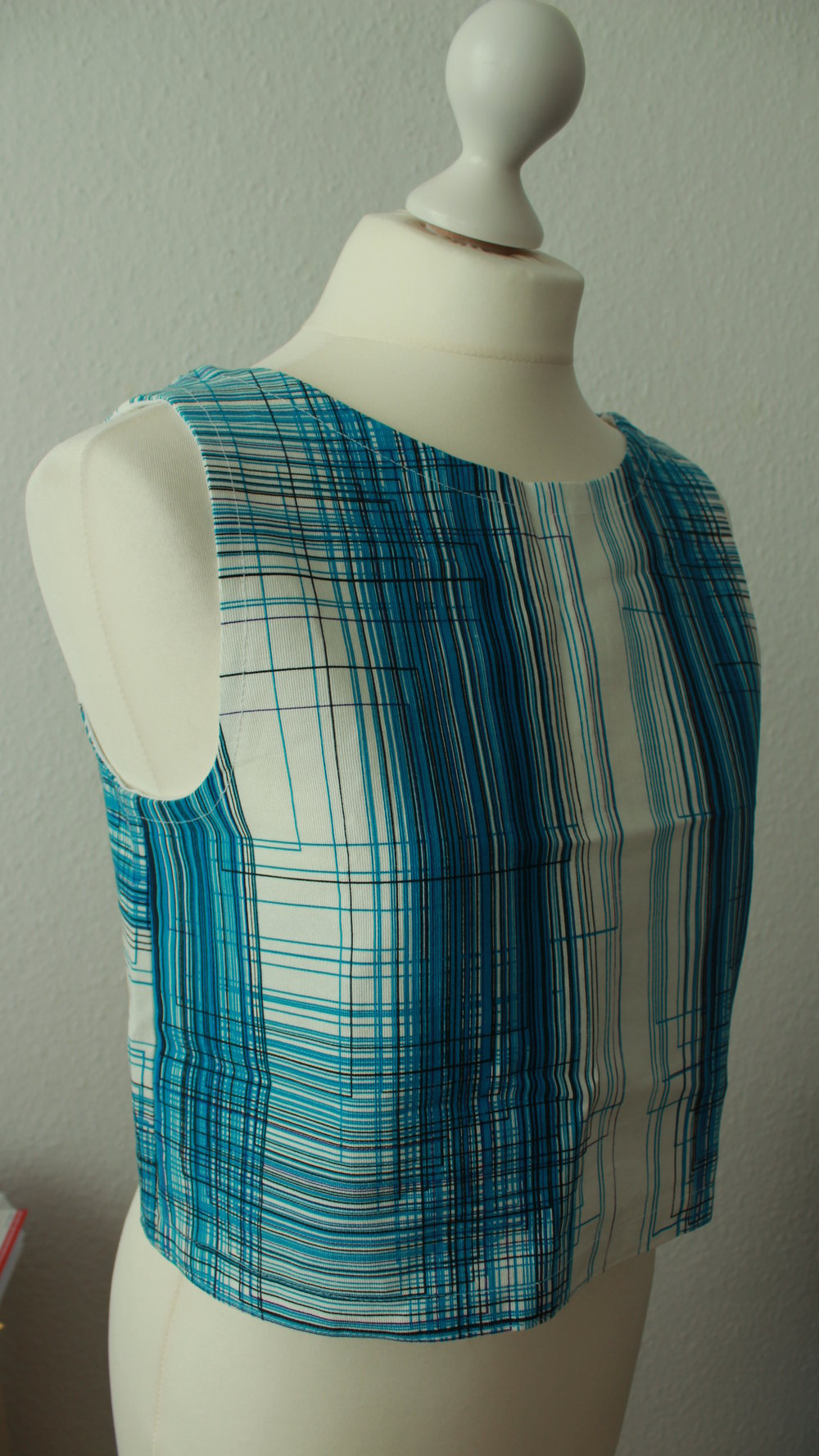 Selbstgemachtes Crop-Top