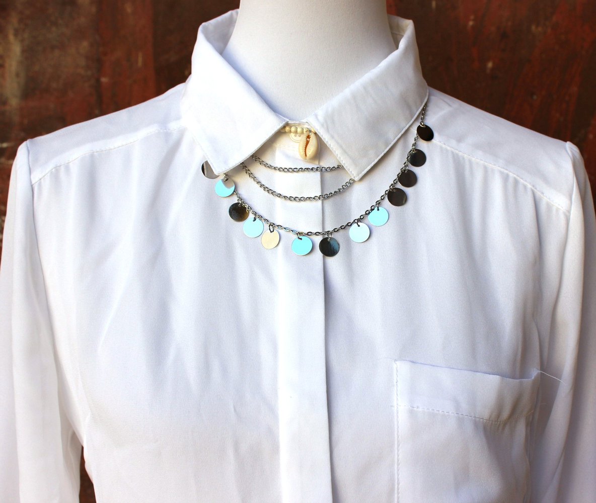 mehrreihige filigrane Statementkette in silber u. mit Muscheln