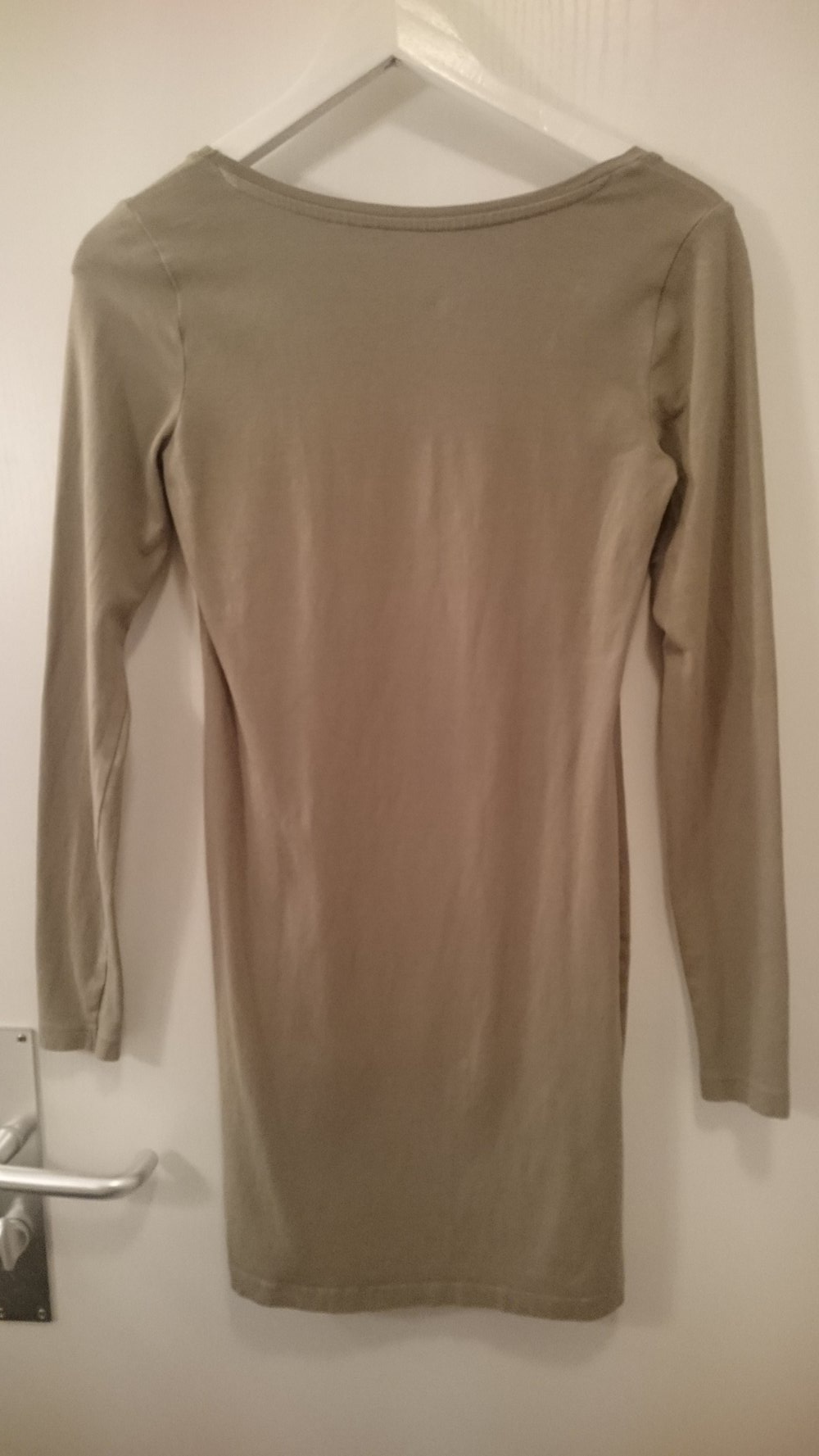 Schlichtes, olivgrüngraues Kleid (Nur 1x getragen!)