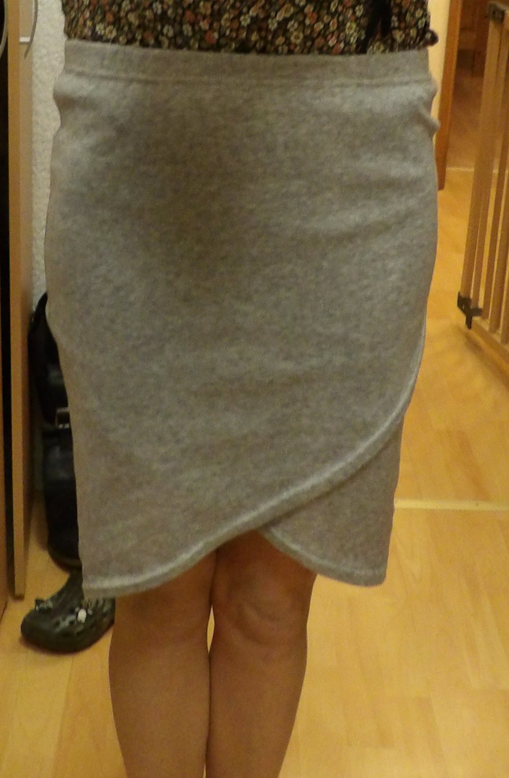 Rock Asymetrisch Schräg Neu Gr. 34 gemütlich 