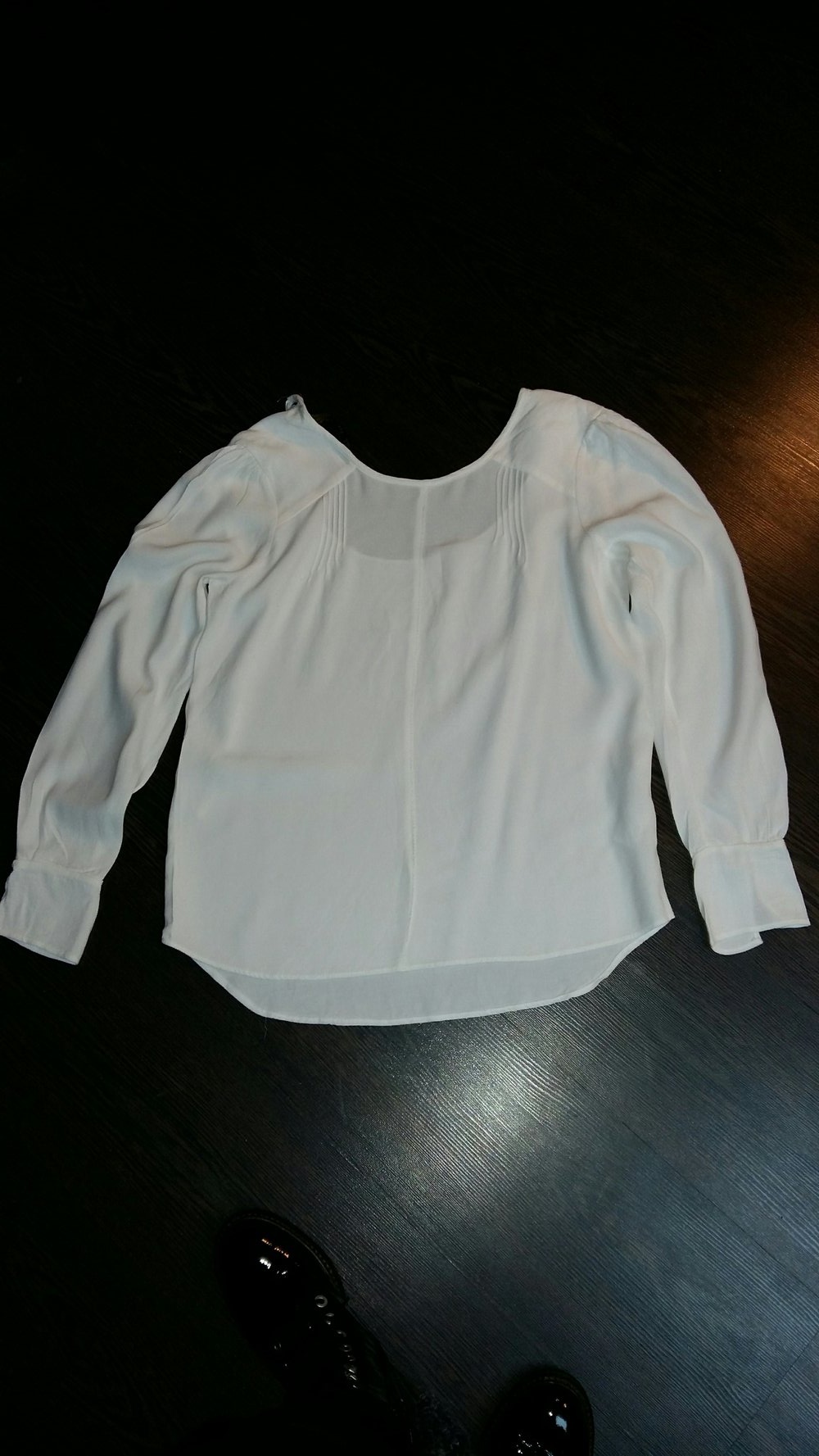 Weiße Bluse mit Band von Zara