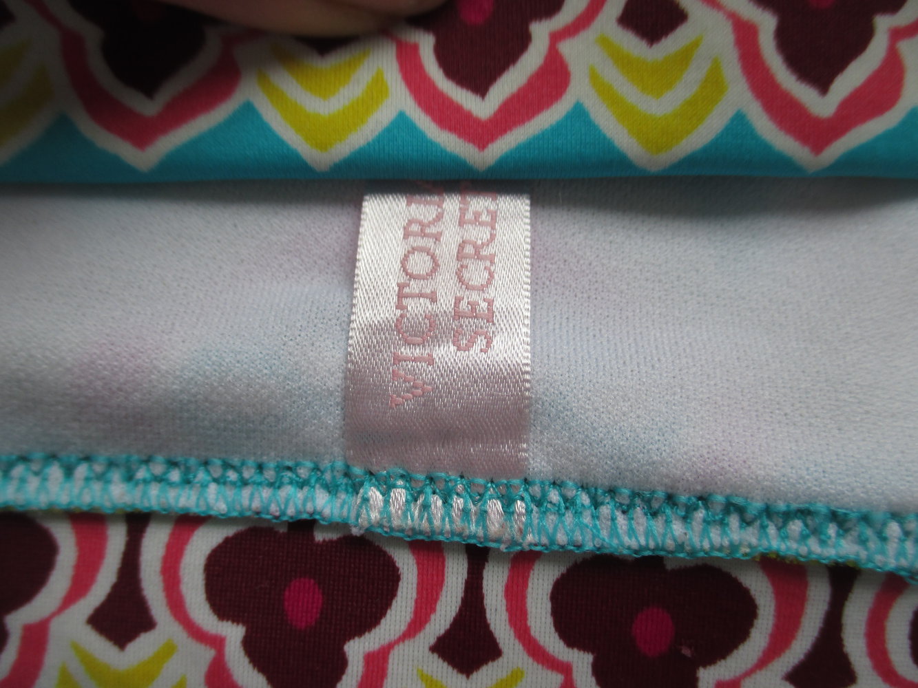 Victoria`s Secret; edler Bikini mit Ethno Muster, Gr. 36