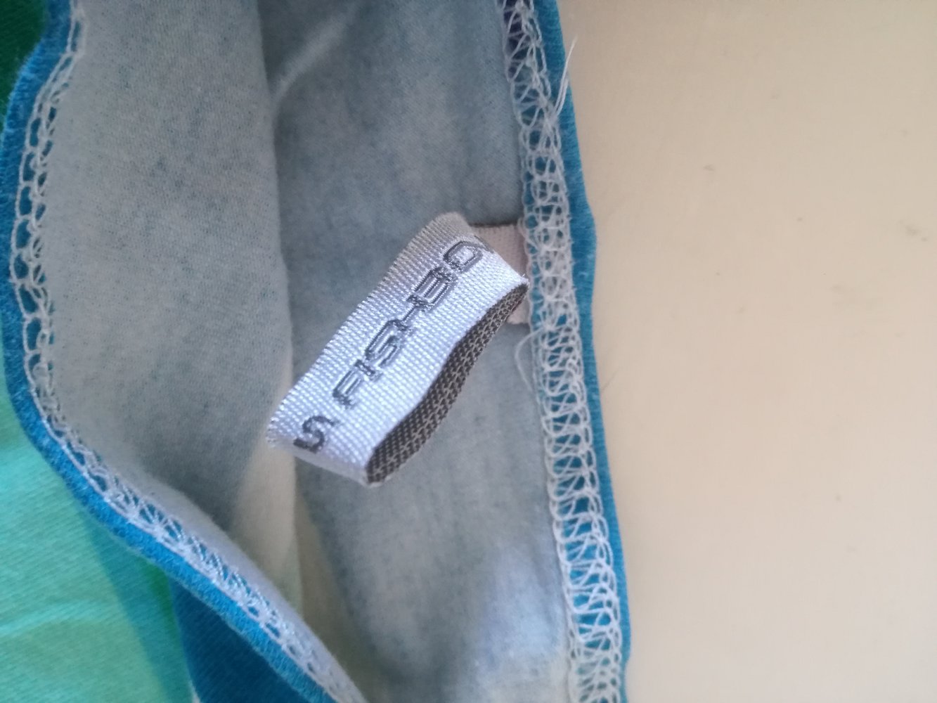 Buntes Sommertop in Aqua - blau Tönen // One Shoulder