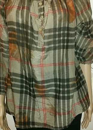 Sehr schöne locker sitzende Bluse in Kariertes Muster Neu / Mei