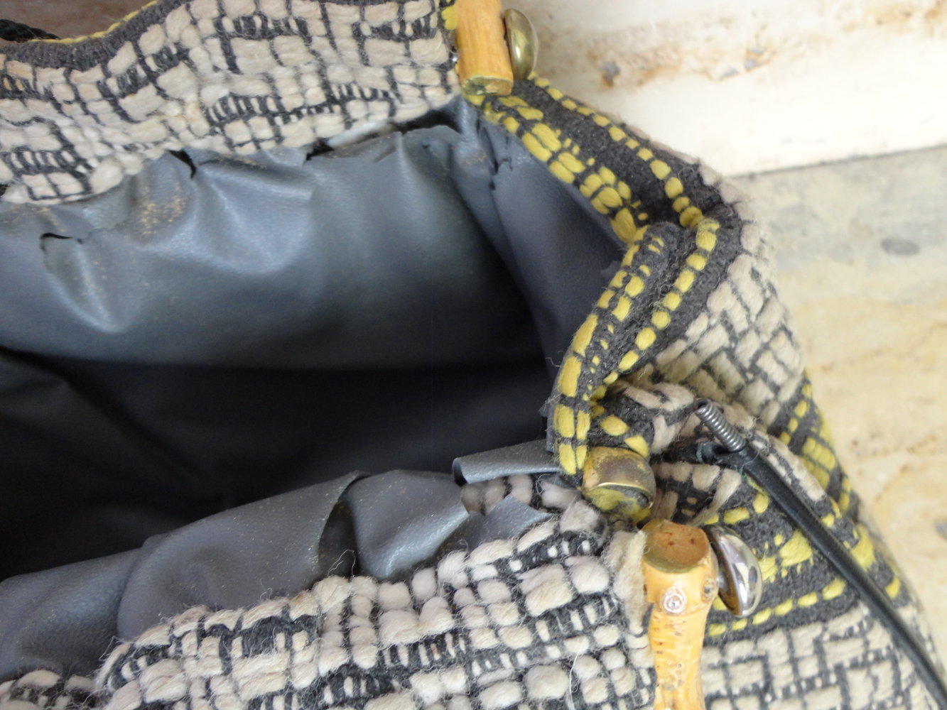 Tasche Henkel grün bunt Basic