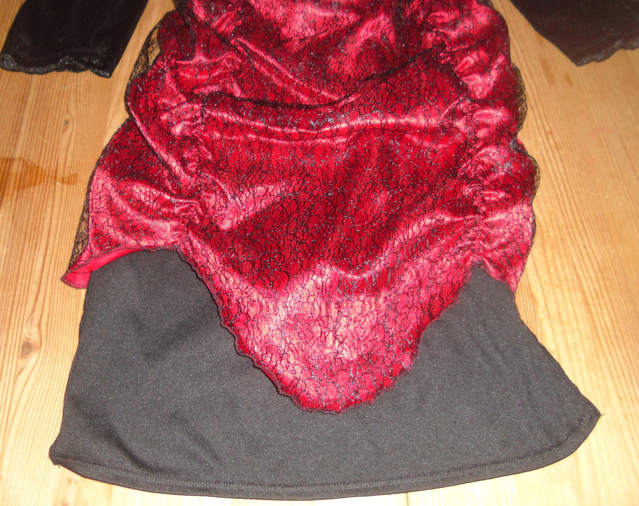 George-super Teufelinnen-Kostüm .7/8y,122/128  