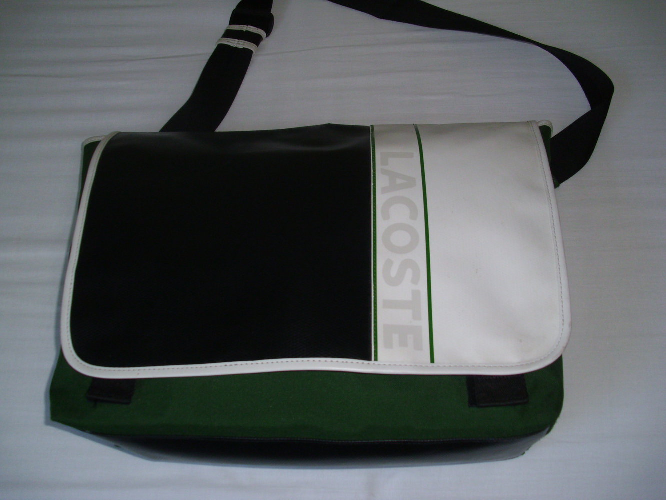 Original Lacoste Messenger Bag Messengertasche NEU