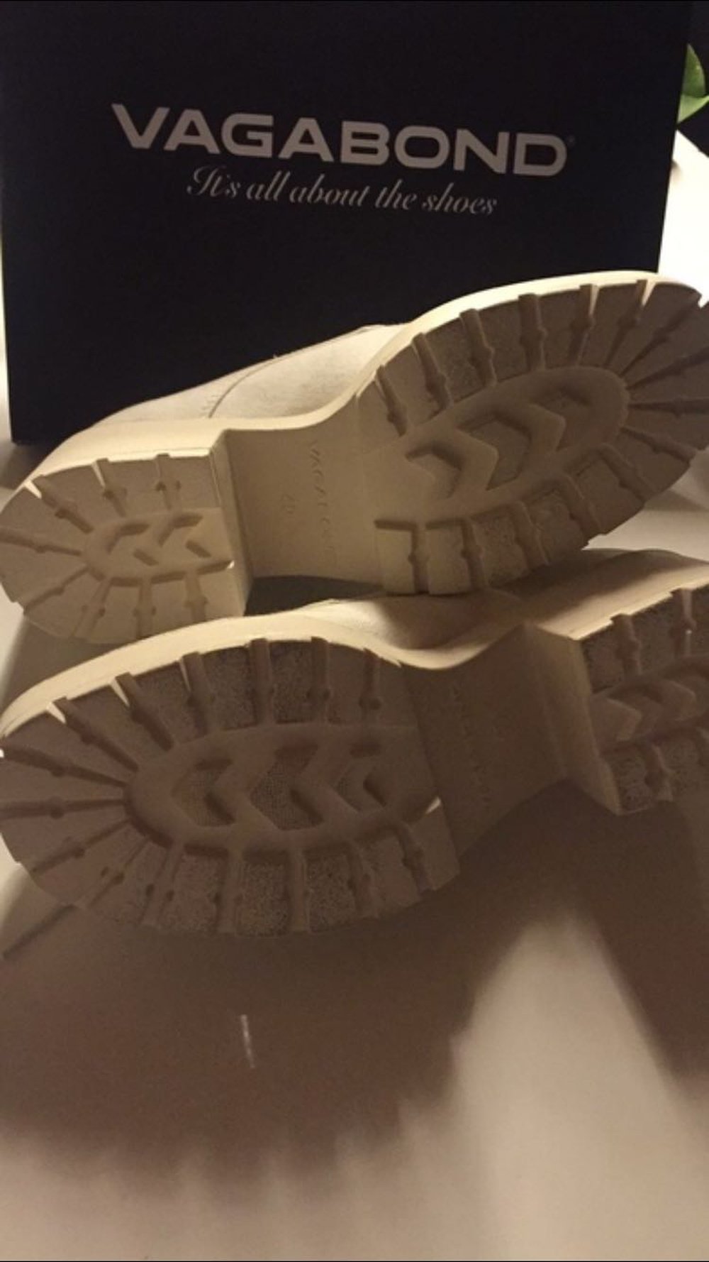 Vagabond Plateau Schuhe weiß dioon shoe 