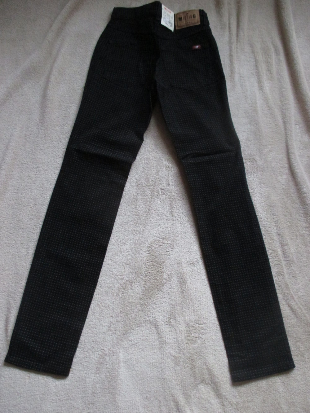 NEU mit ETIKETT * Punkte * Tupfen * Polka Dots * Velours * Samt * Jeans- Hose 