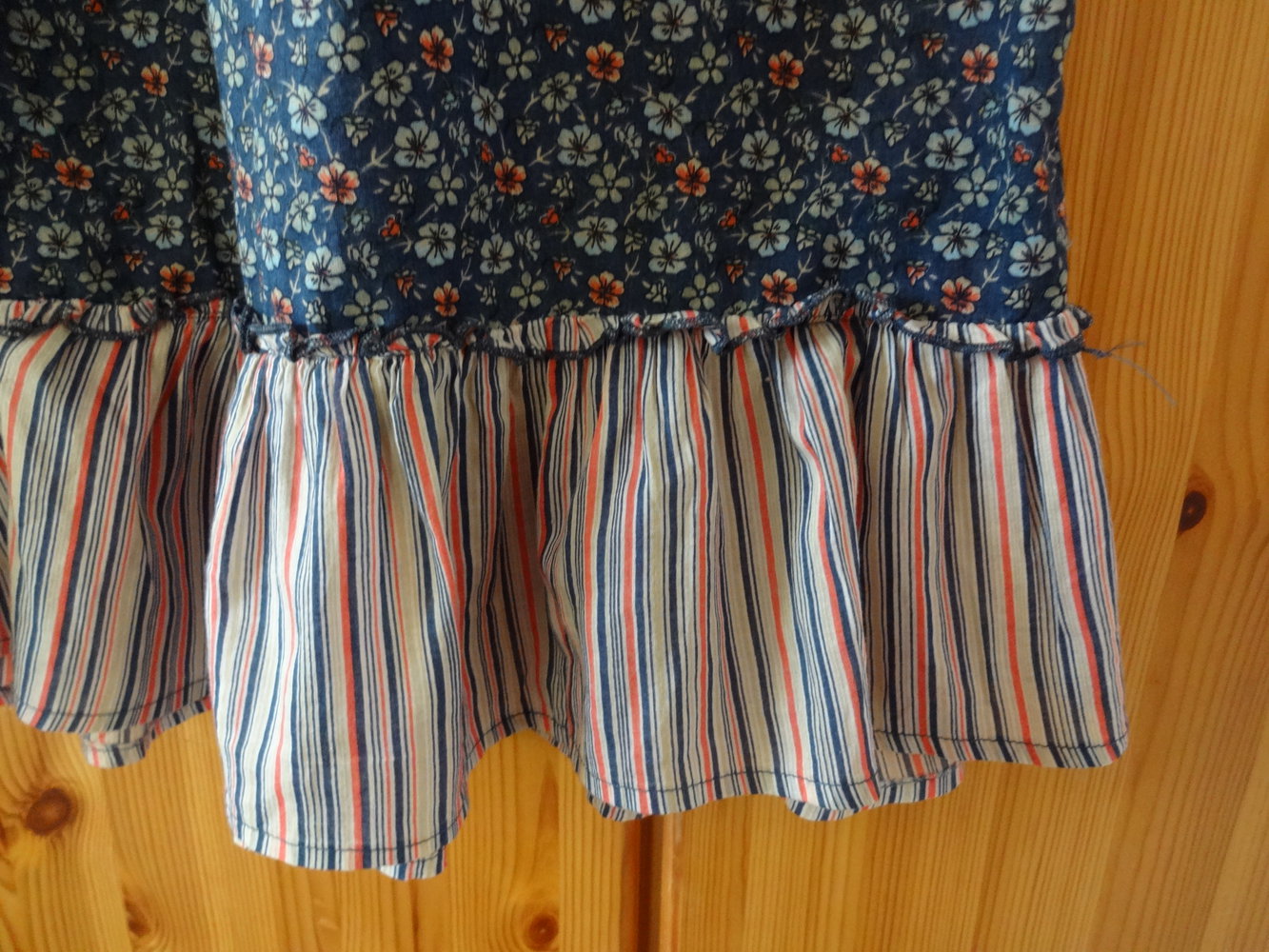 Neues Neckholderkleid von H&M