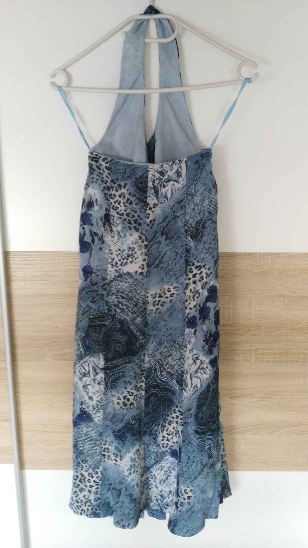Luftiges Sommer Neckholder Kleid Gr. 36  von la rochelle
