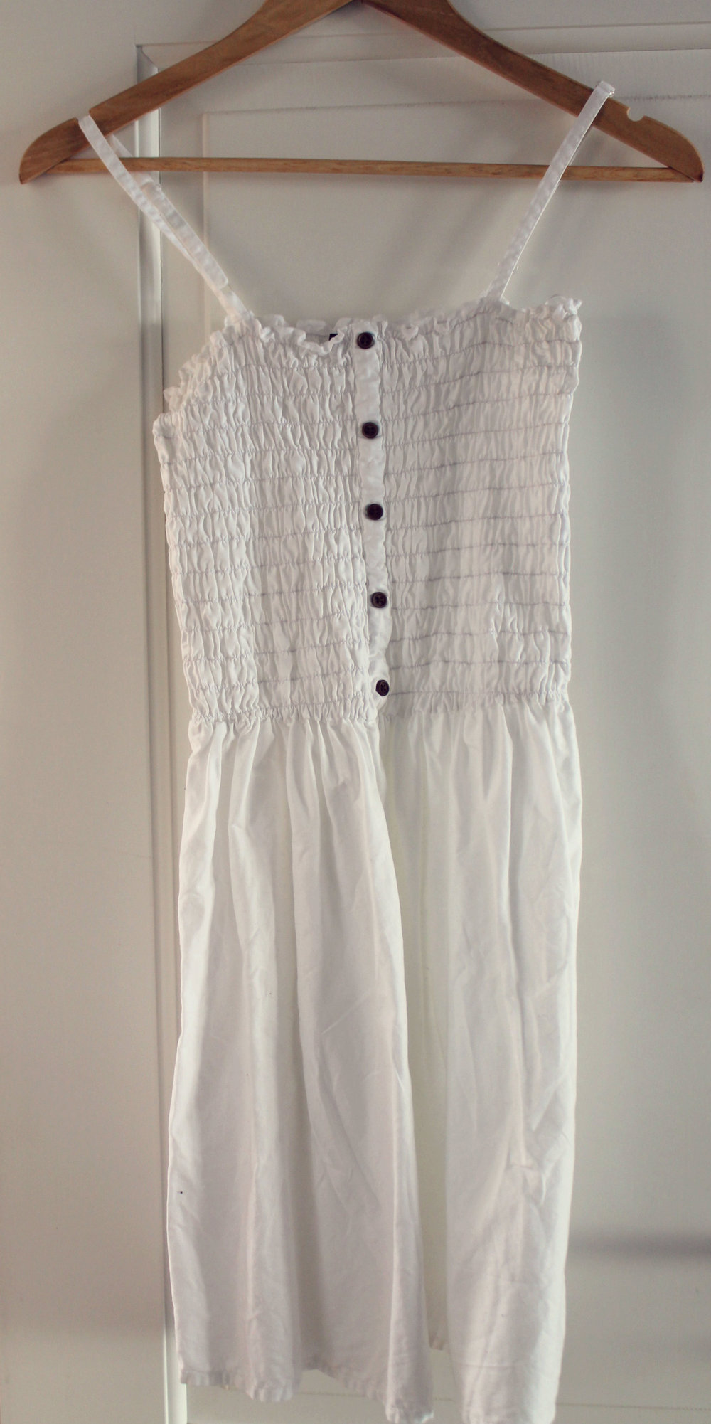 Süßes Sommerkleid weiß