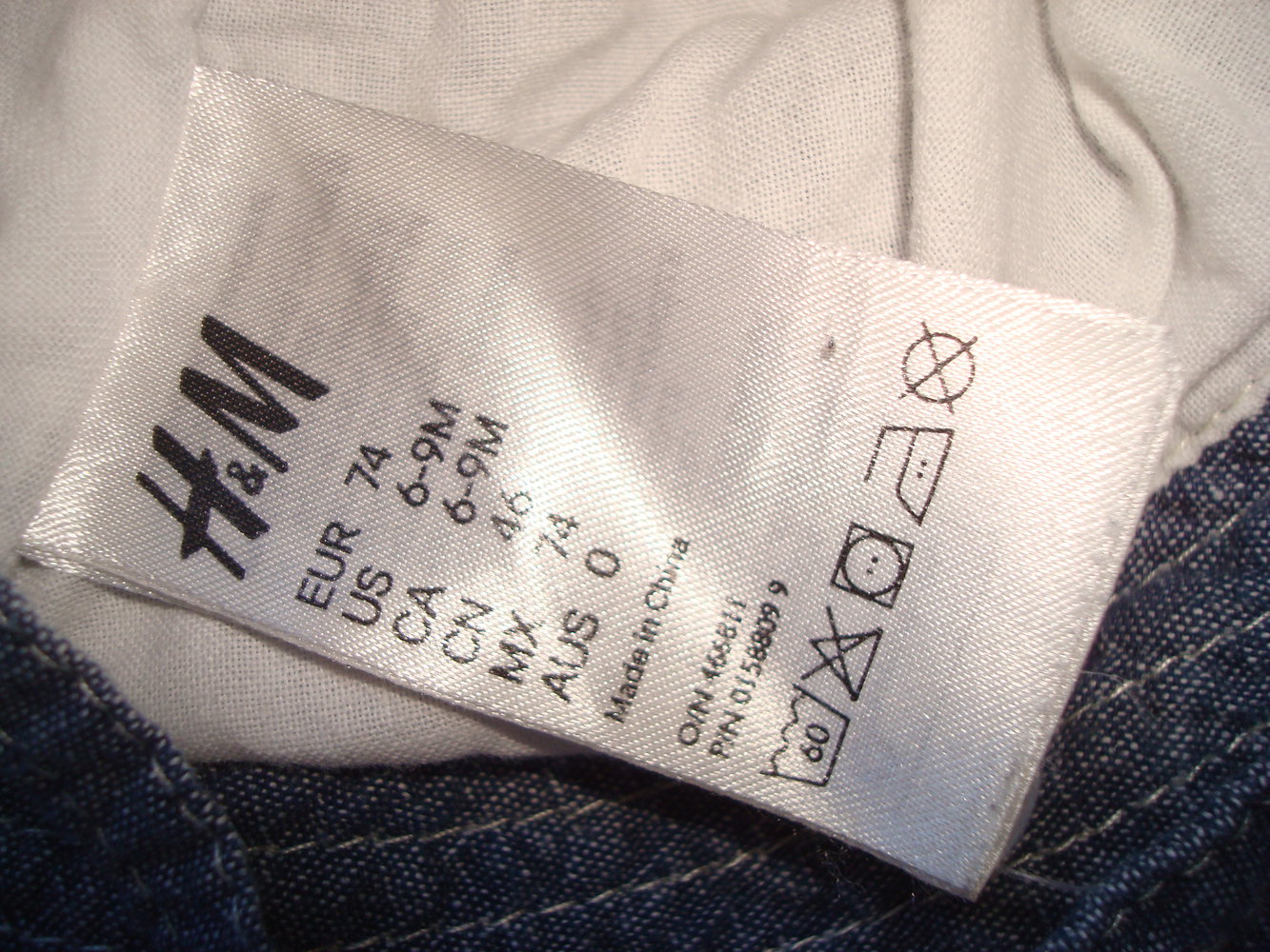 schicker Jeanshut für Mädchen mit Bindebändern