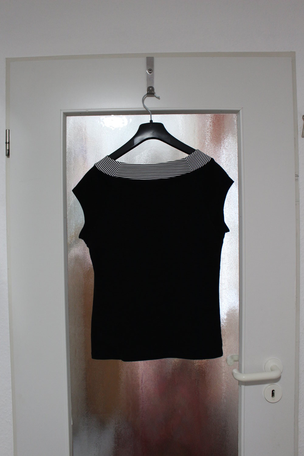 23. Top schwarz, festlich, Gr. 38