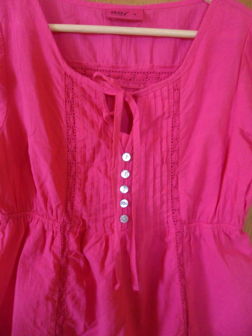 Bluse in kräftigem Pink