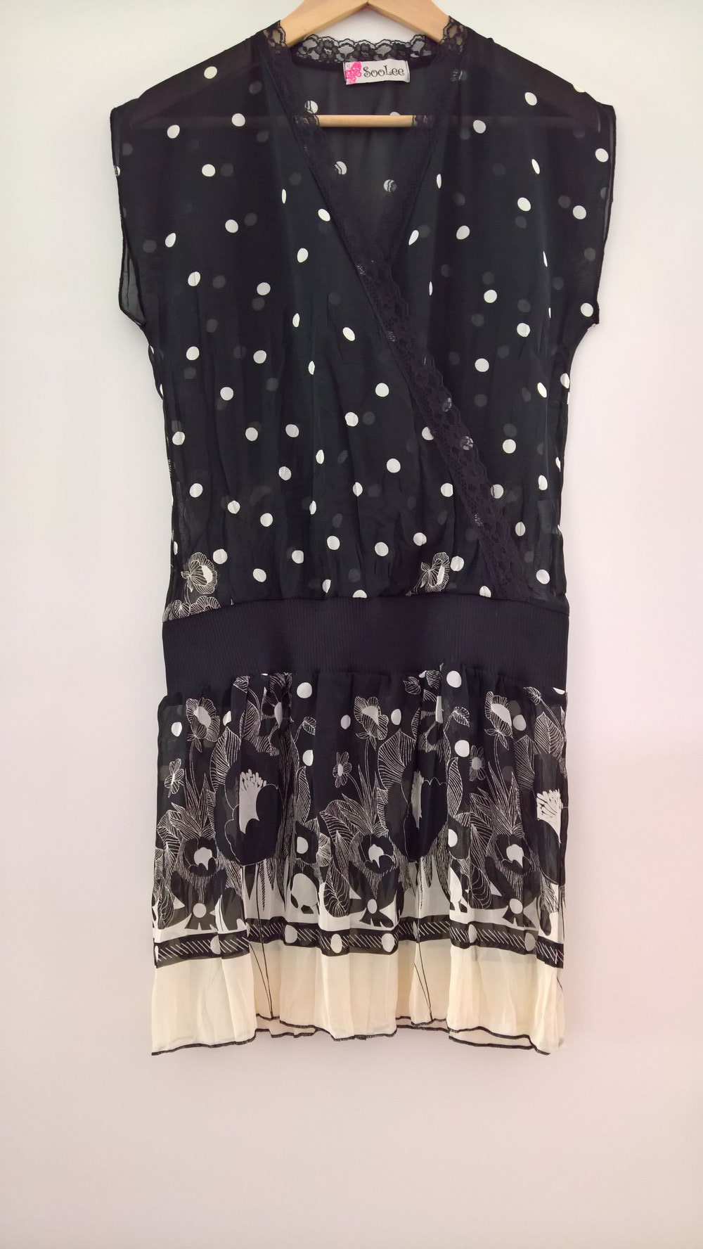 ungetragenes Minikleid von Soo Lee