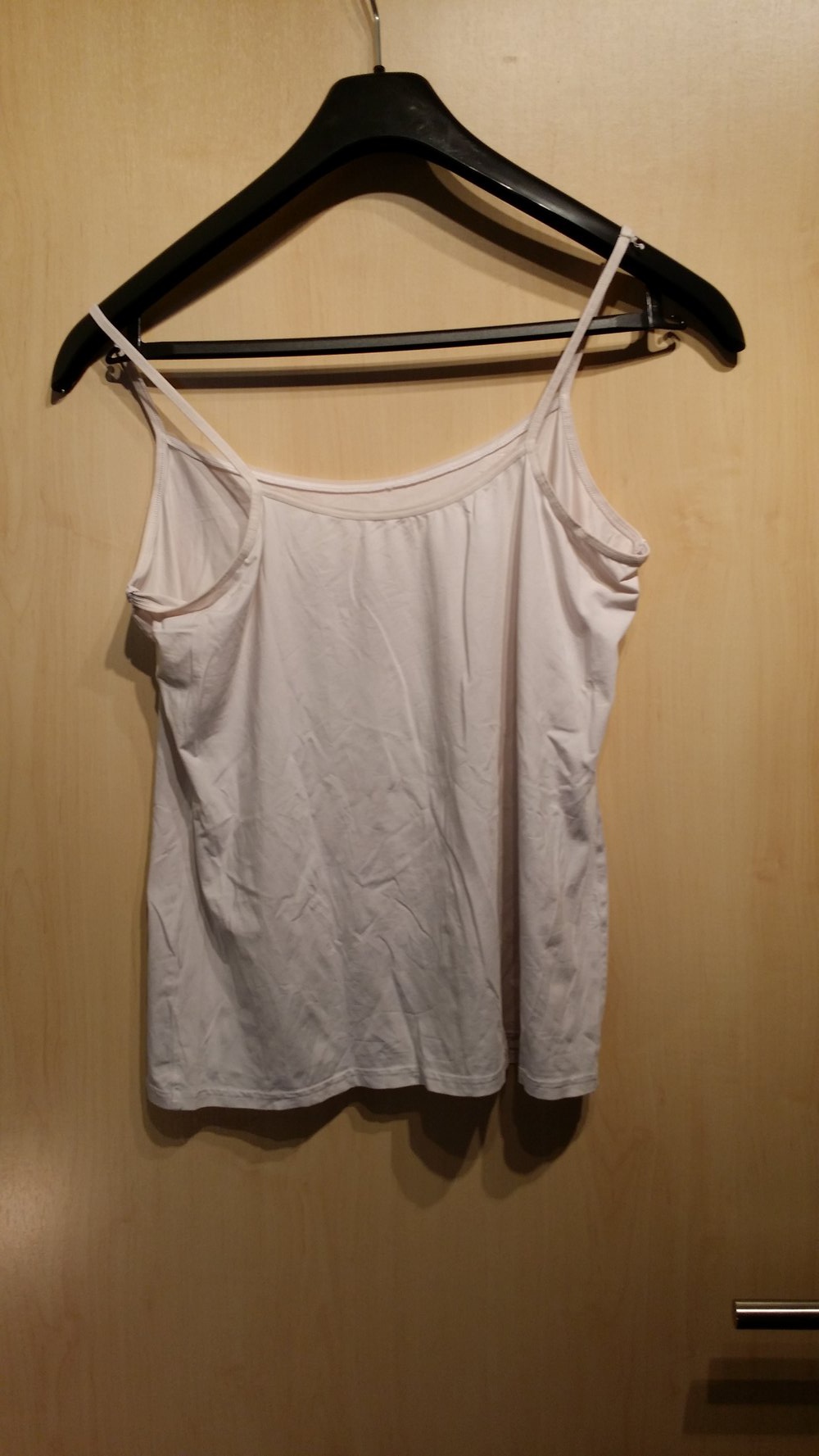 Top weiß schulterfrei mit Spaghettiträgern- Damen