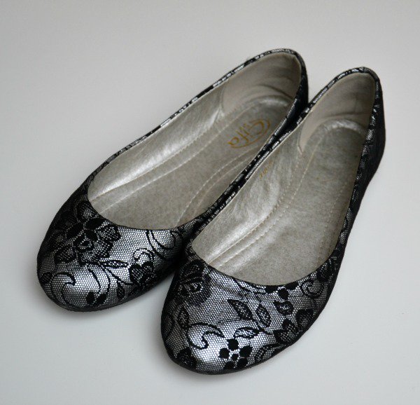 Süße silberne Metallic Ballerinas schwarz Spitze Größe 39 wie neu