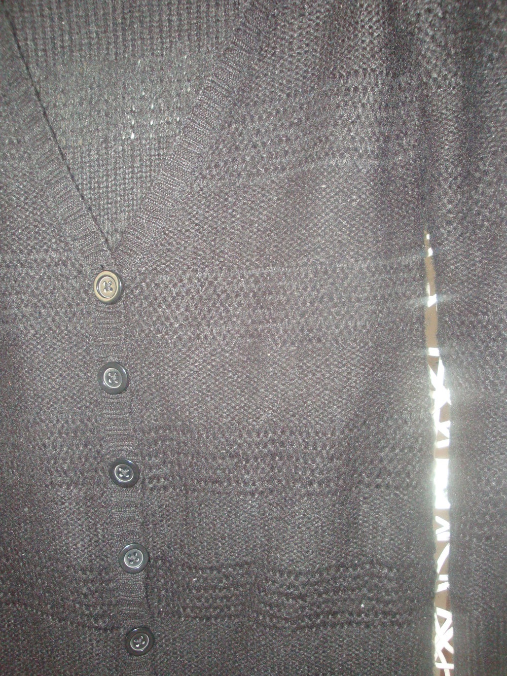 kuscheliger schwarzer Cardigan