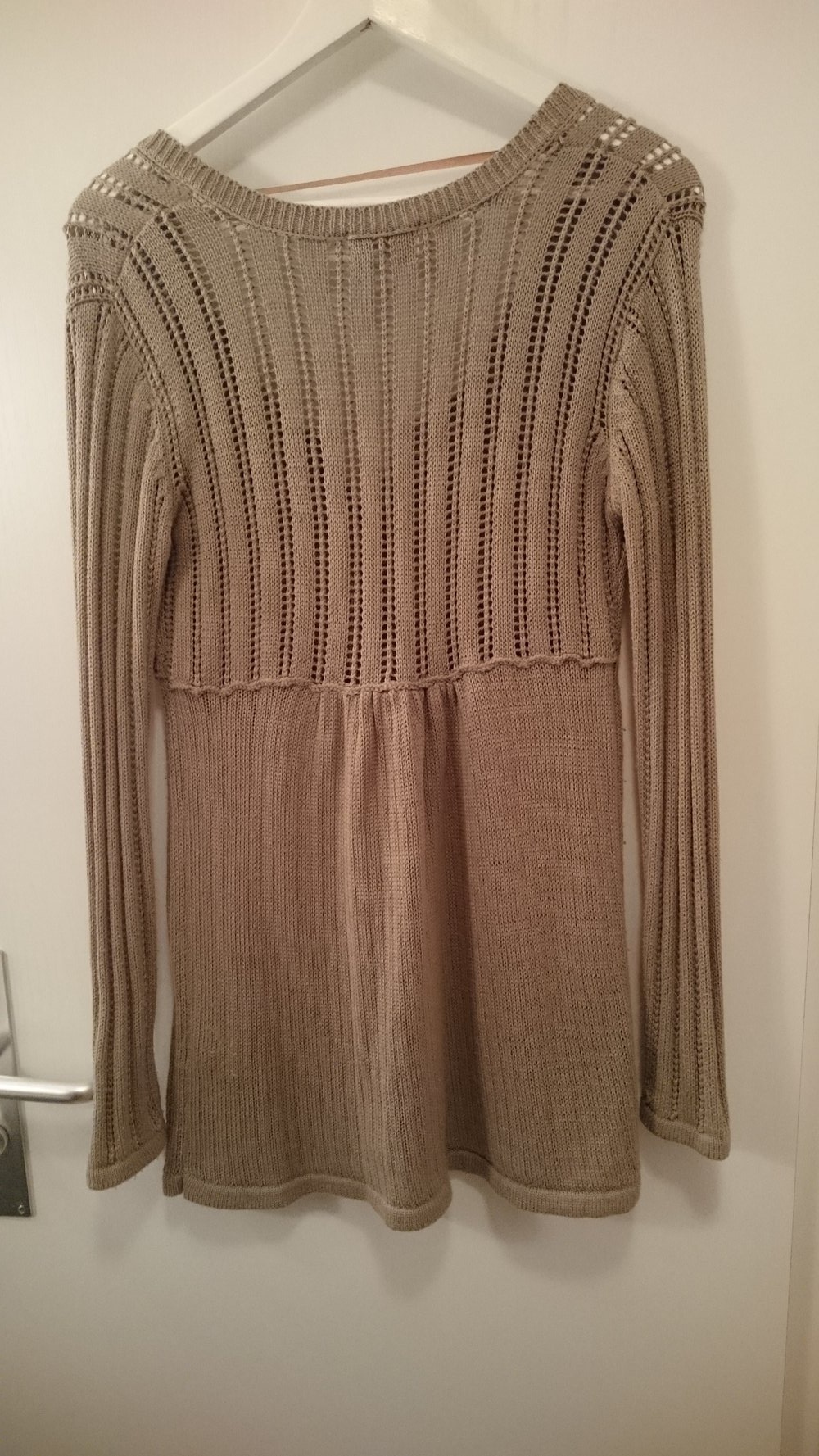 Braun-Khaki farbenes Jäckchen