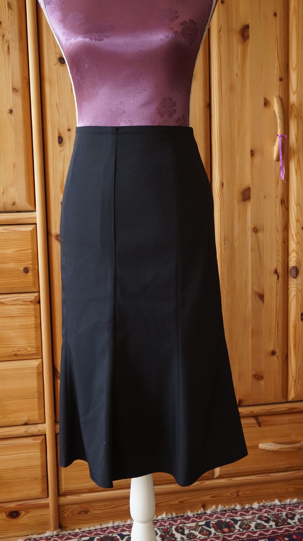 PLUS-SIZE Rock Gr. 44 schwarz elegant