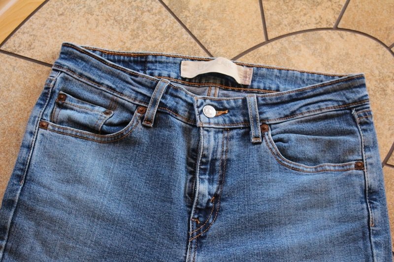 Levis Levi Strauss Jeans 519 low flare blau 30/32