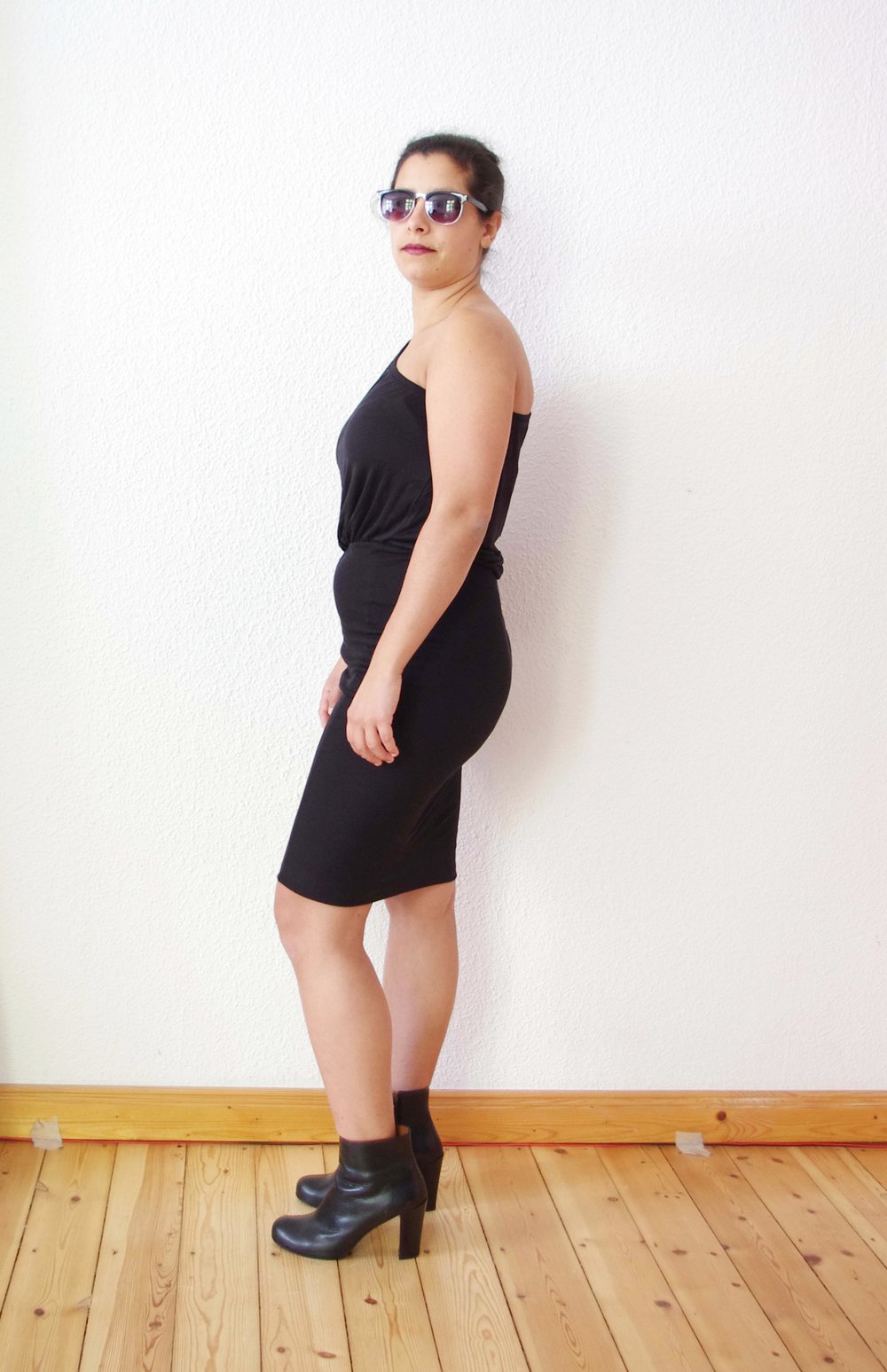 Schwarzes Boss Orange Oneshoulder Kleid Gr. S/M Pencildress