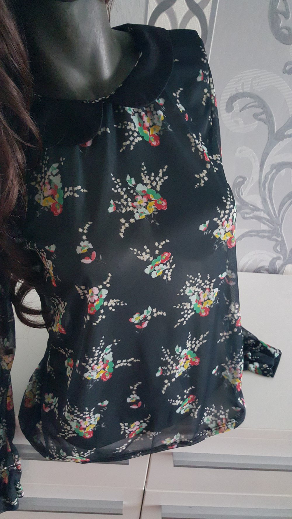 Peter Pan Bluse Schwarz mit Blumen bunt M 38 evtl. L 40 Neu