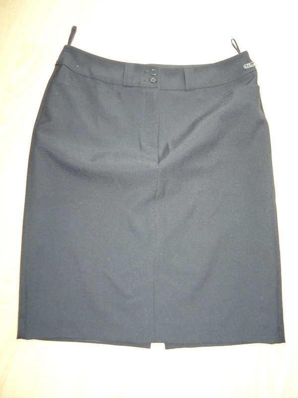 Schöner schwarzer Bleistift Rock S'Oliver Gr. 40