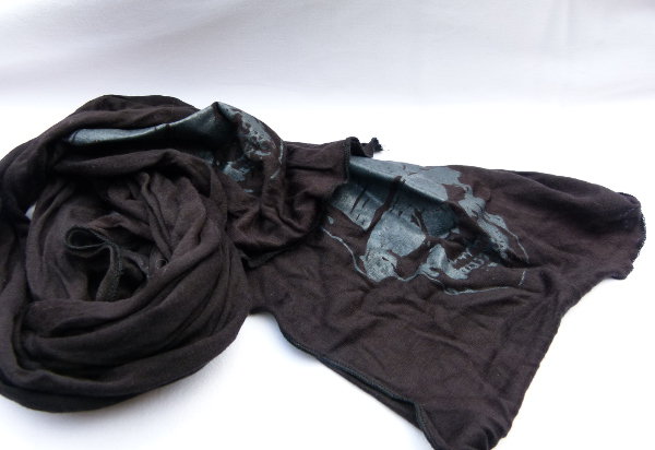 Dünner Totenkopf Schal Halstuch, schwarz dunkelgrau, Gothic Metal Emo Alternative Rocker