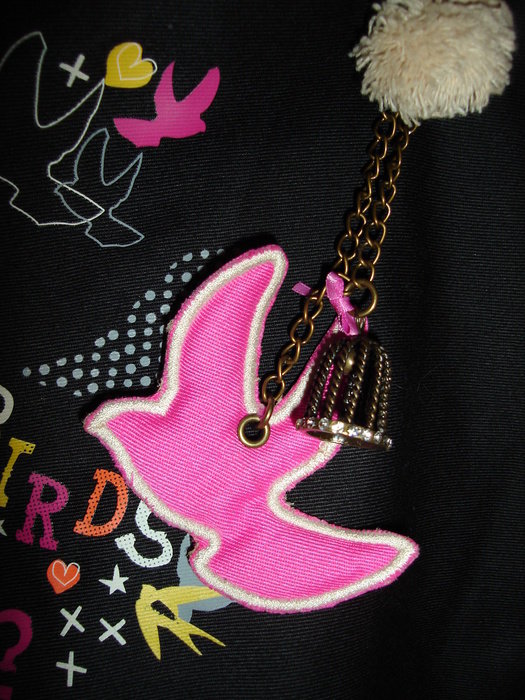 PRIMARK UMHÄNGETASCHE HINGUCKER SEHR SCHÖN AUS ENGLAND