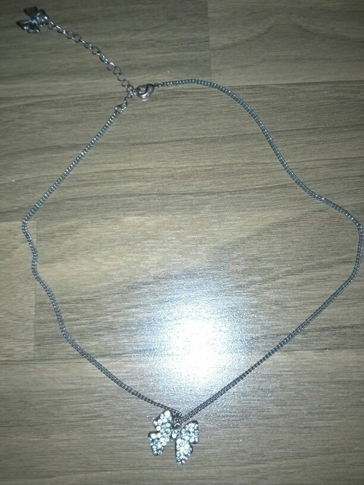 Silberne Schleifen-Kette von H&M