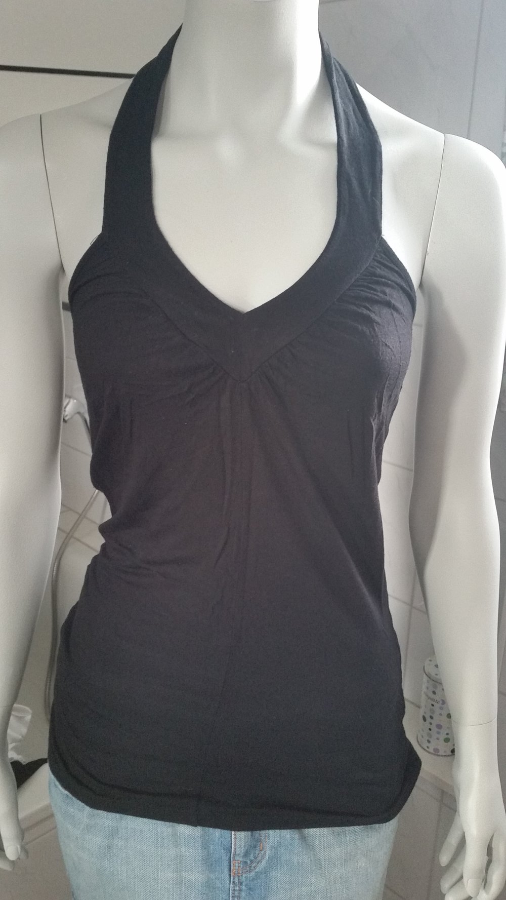 Neck-holder Top in schwarz  
