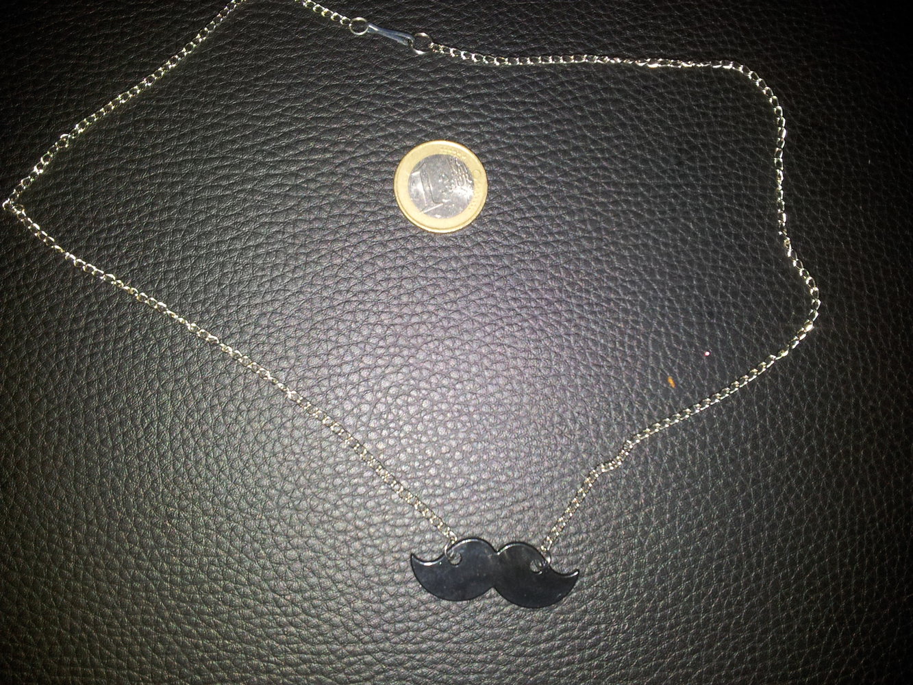 Modeschmuck Kette Schnurrbart schwarz NEU 