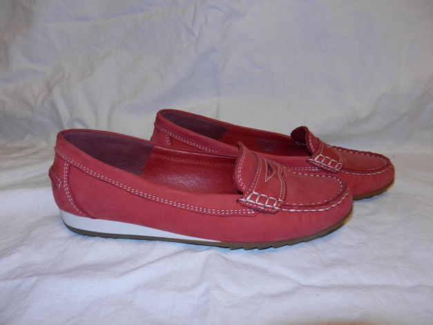 Halbschuhe von Ara, Rot mit Weiß