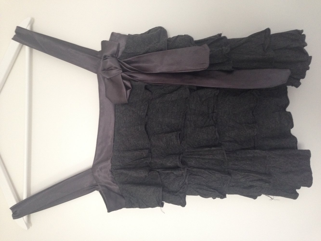 graues romantisches Trägertop