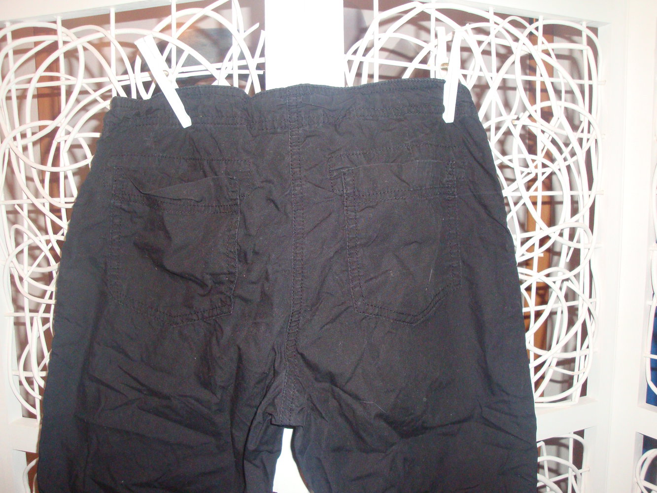 Dreiviertellange schwarze Hose