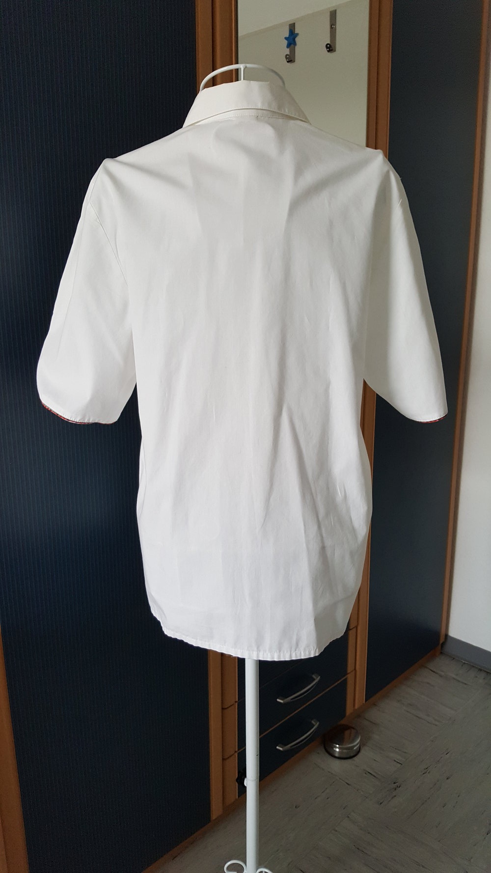 441. Festliche weiße Trachten-Bluse, Gr. 36-38