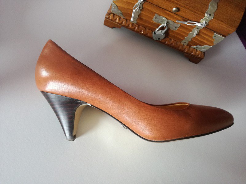 Buffalo London Bill Leather Pumps, Braun, EU 38