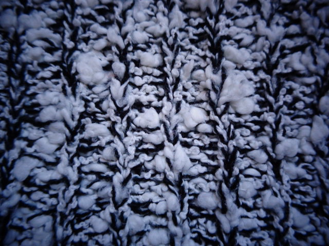 Kurzpullover schwarz/weiß Gr. 32 bzw. ca. Gr. XXS/XS