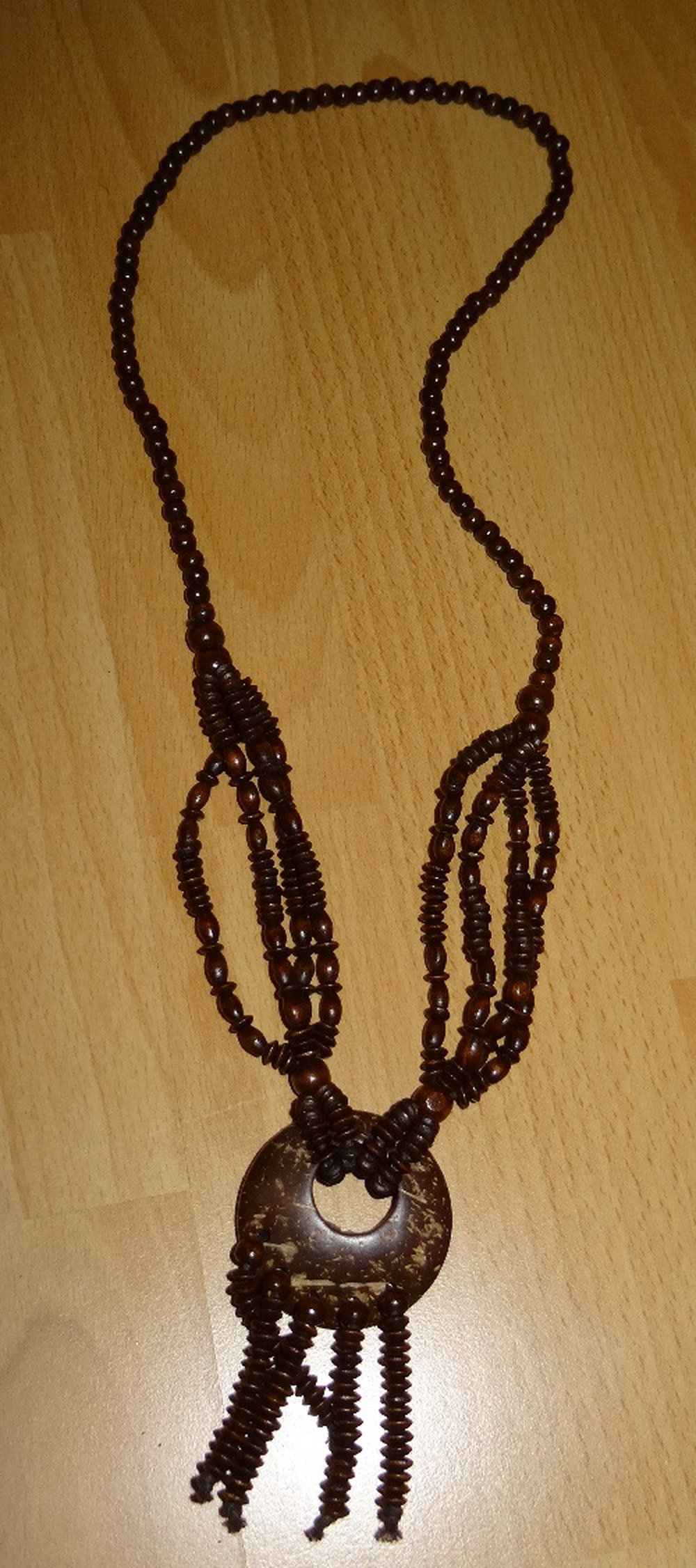 Interessante Kette - Holzoptik