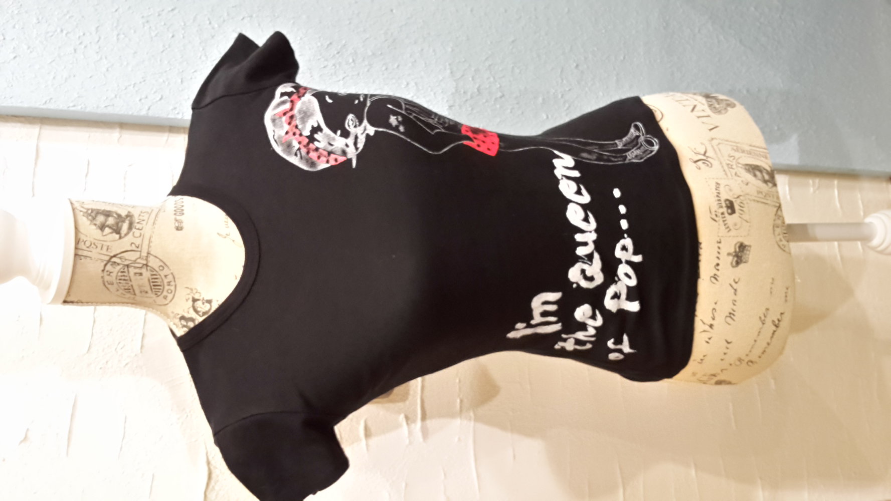 Tshirt schwarz Druck süß Rockabella