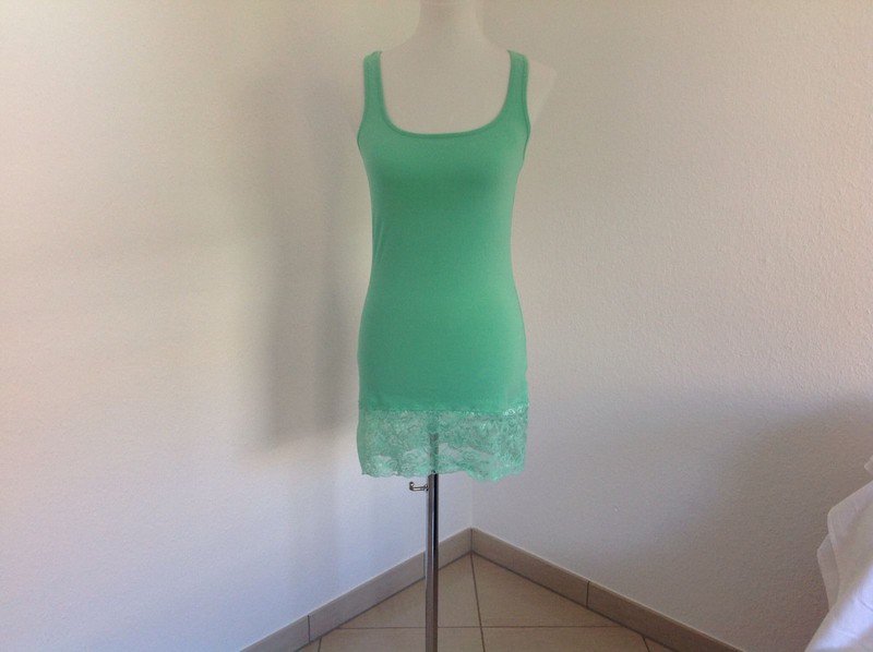 *** Top mit Spitze ***