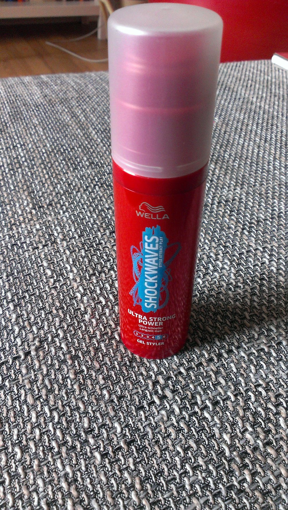 Wella Shockwaves Gel Styler Ultra Strong Power